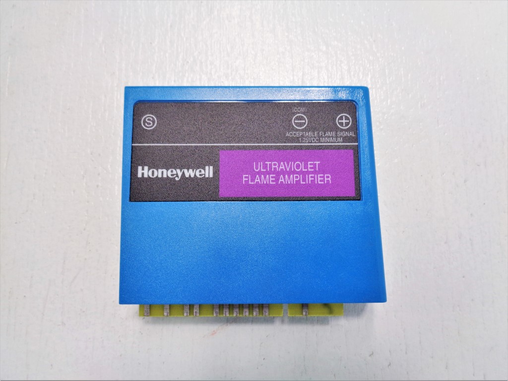 Honeywell Ultraviolet Flame Amplifier R7849A1023